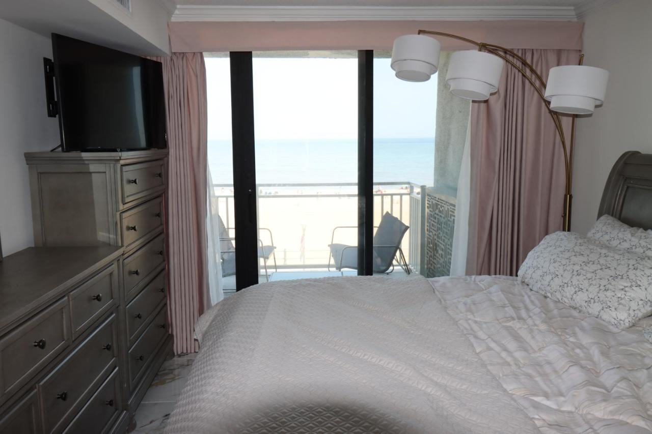 Luxury Oceanfront Apartment Virginia Beach