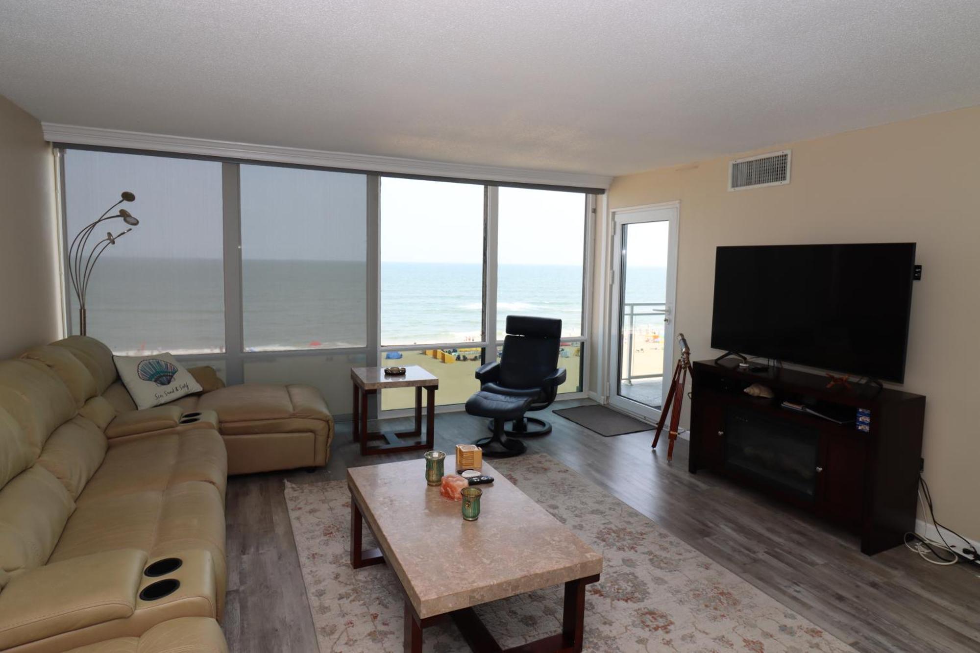 Apartment Luxury Oceanfront Virginia Beach